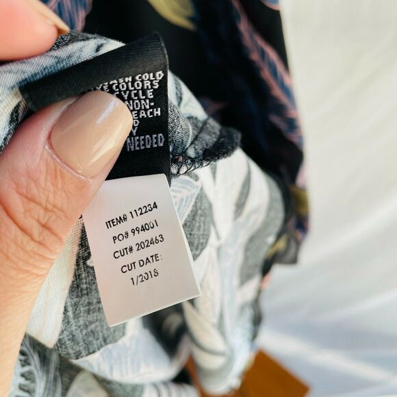 Torrid Black Palm Leaf High Neck Dress Tropical Days Sleeveless Keyhole Size 3 - Picture 10 of 11